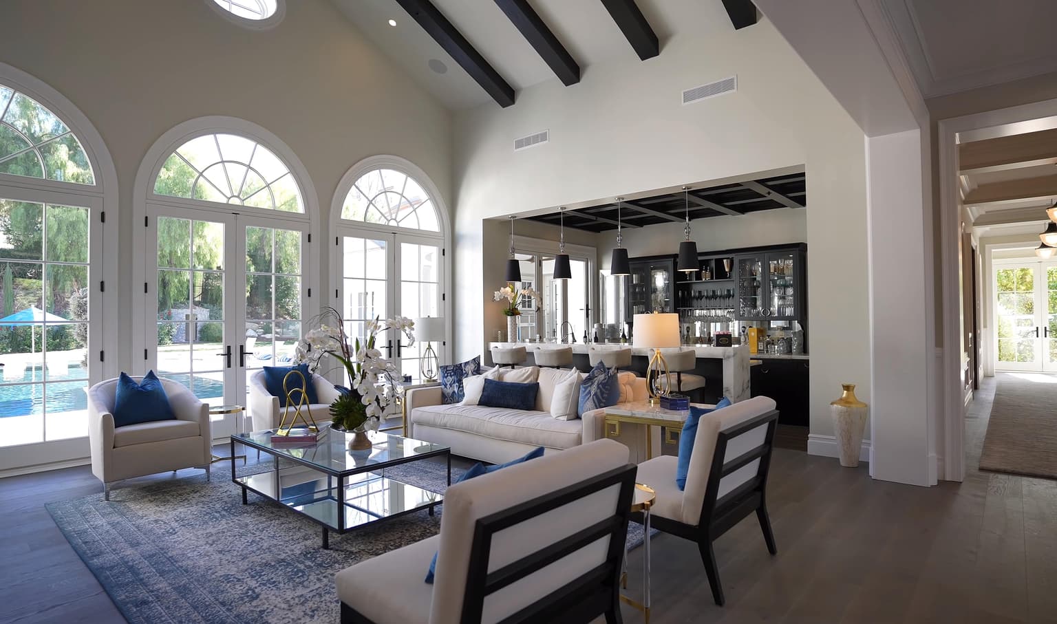 Maximize natural light
