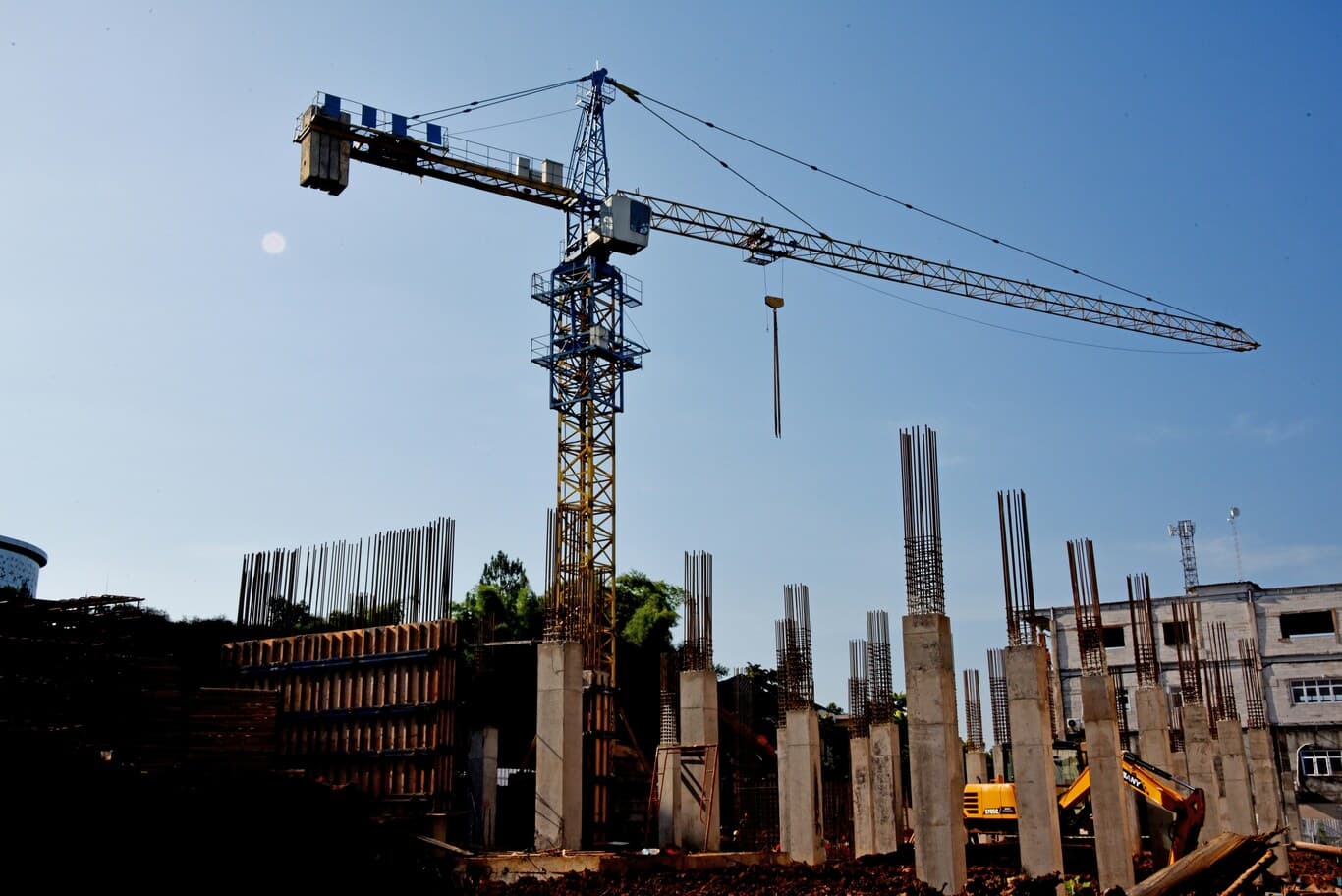 subcontractor coordination