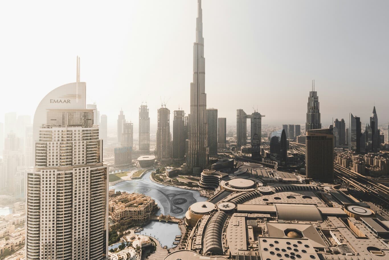 Dubai building code compliance contractor