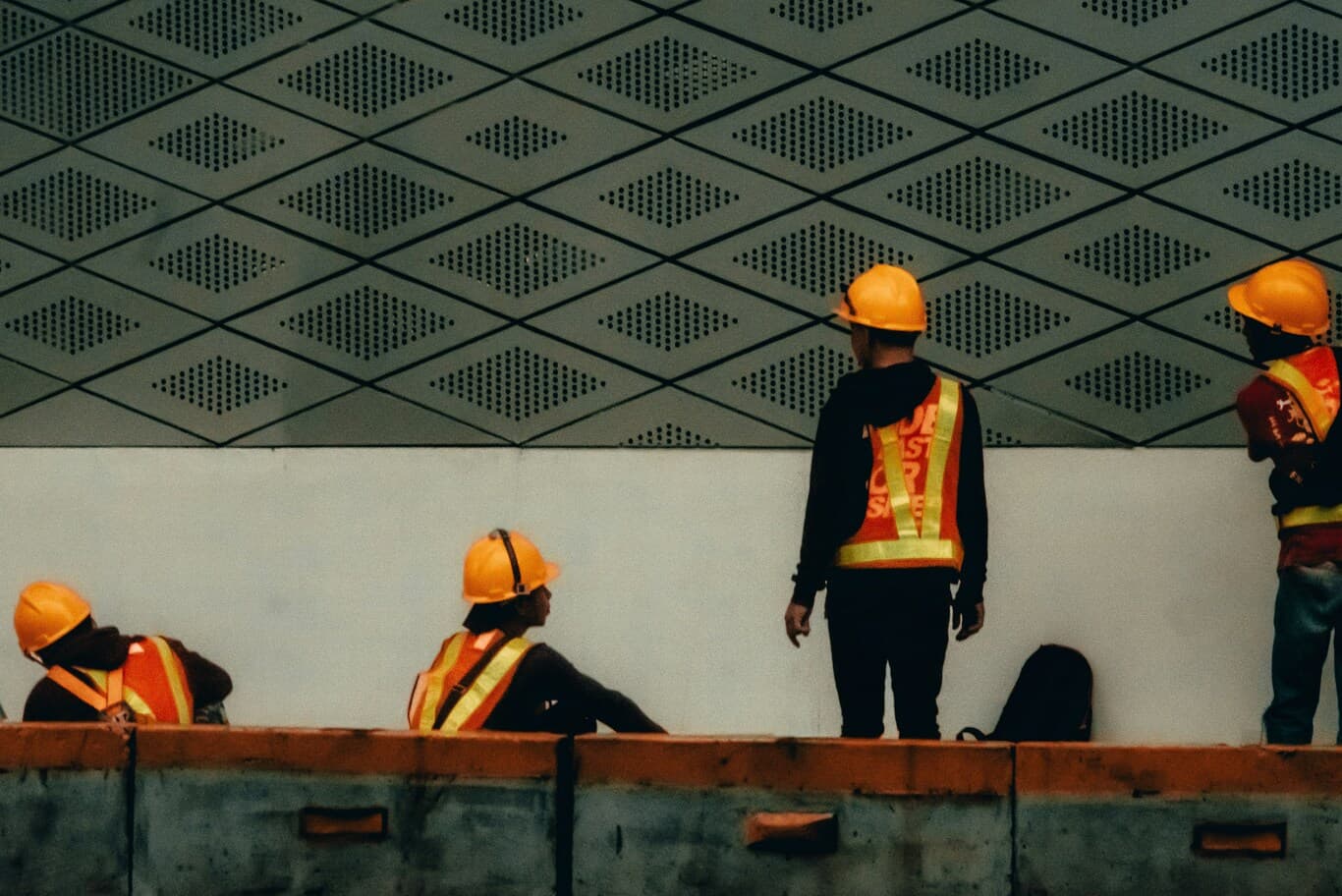 how to evaluate a contractor Dubai