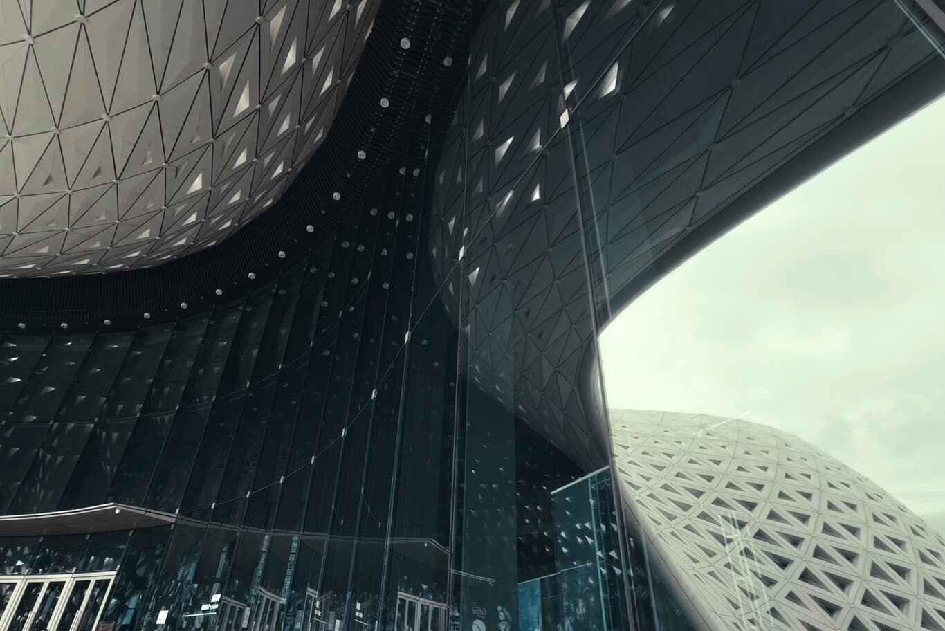 facade contractor Dubai